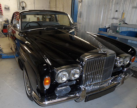 Bentley Corniche